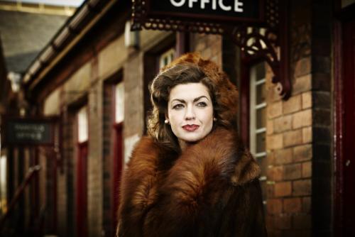 Dodging The Doodlebugs, The Fabulous 40s Show